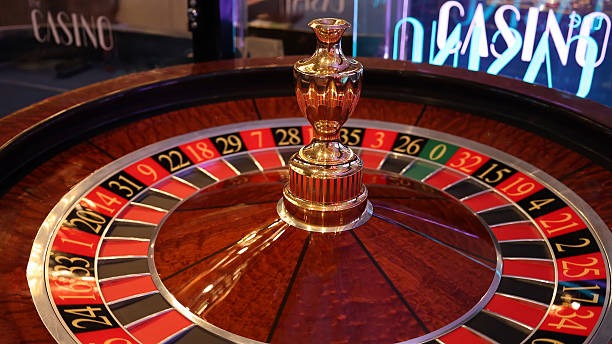 Galactic Gems slot interface and paytable